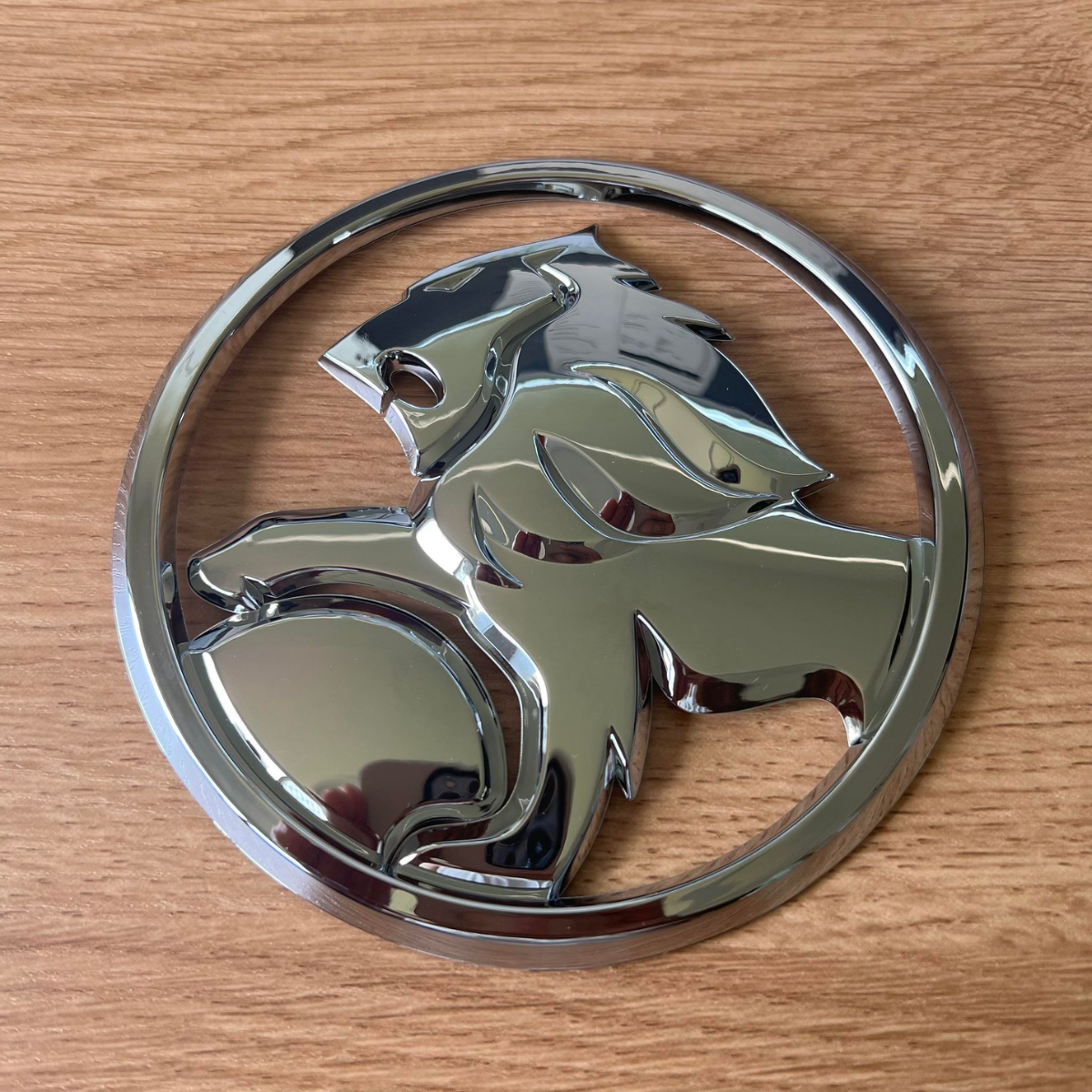 Holden Chrome Lion Badge Commodore Grille VF SV6 SS SSV Calais Berlina